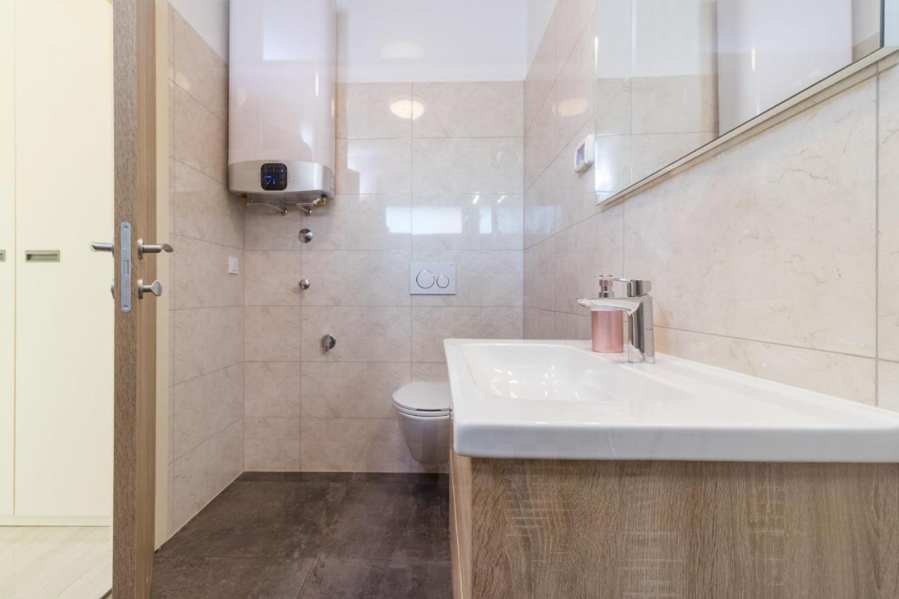 Garden Apartment เมดูลิน ภายนอก รูปภาพ